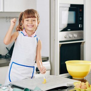 Taller para niños de galletas y bombones de navidad